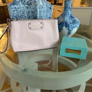 Kate Spade wristlet & Jewelry box ⭐️